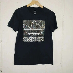 Adidas‎ S black graphic tee